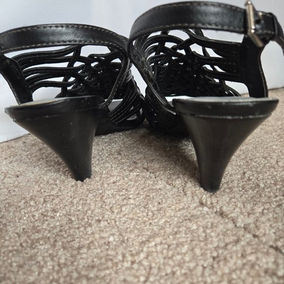 Audrey Brooke Sandals - Picture 8 of 10